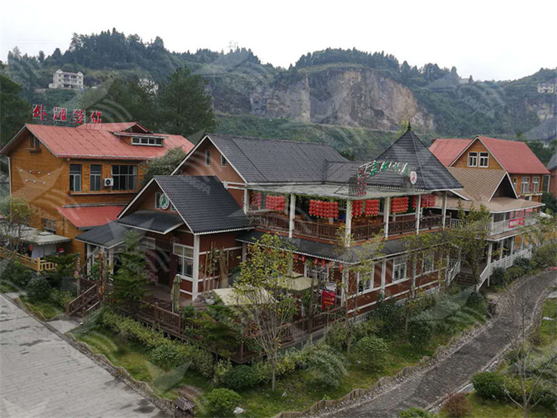 選擇合成樹脂瓦，為南方屋頂雨季防水護(hù)航